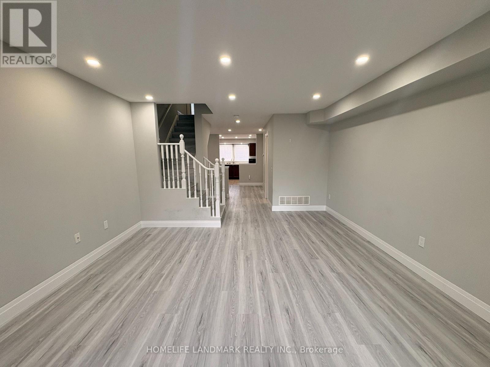 26 - 50 Strathaven Drive, Mississauga, Ontario  L5R 4E7 - Photo 10 - W12949242