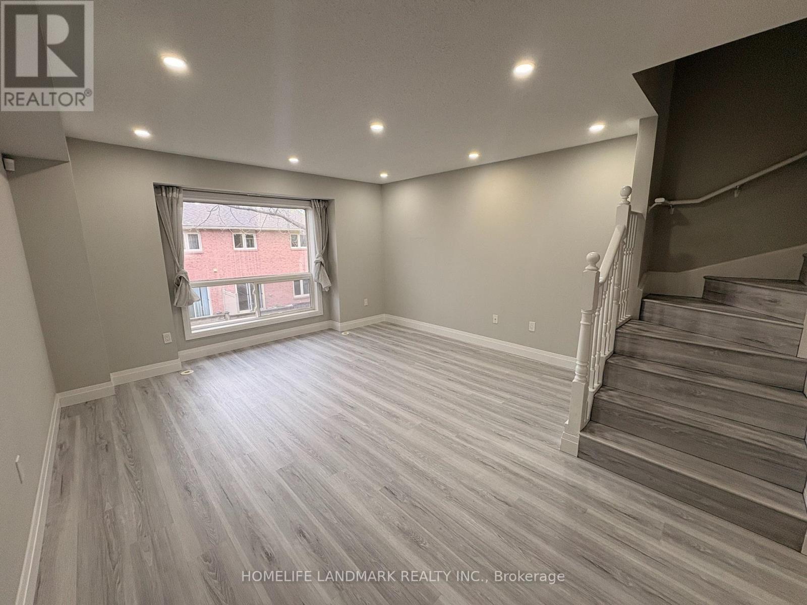 26 - 50 Strathaven Drive, Mississauga, Ontario  L5R 4E7 - Photo 7 - W12949242