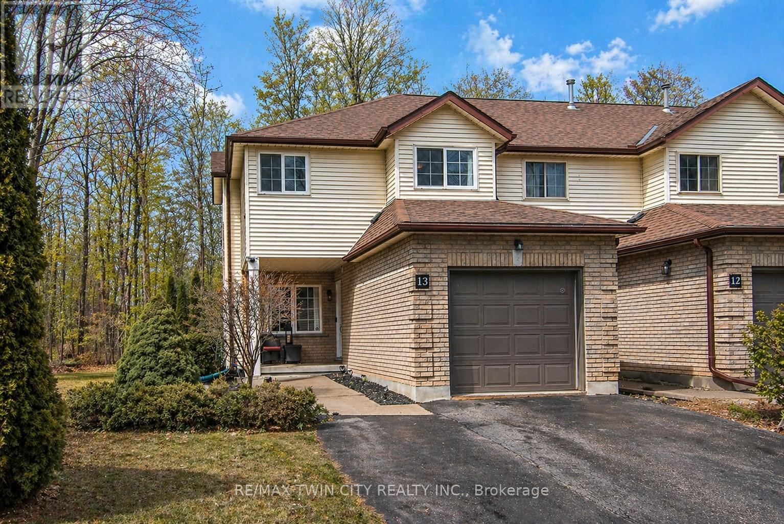 13 - 20 FORREST AVENUE W, Wilmot, Ontario