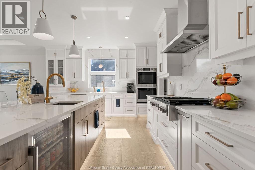 258 Xavier Circle, Lakeshore, Ontario  N8N 0J3 - Photo 3 - 26009686