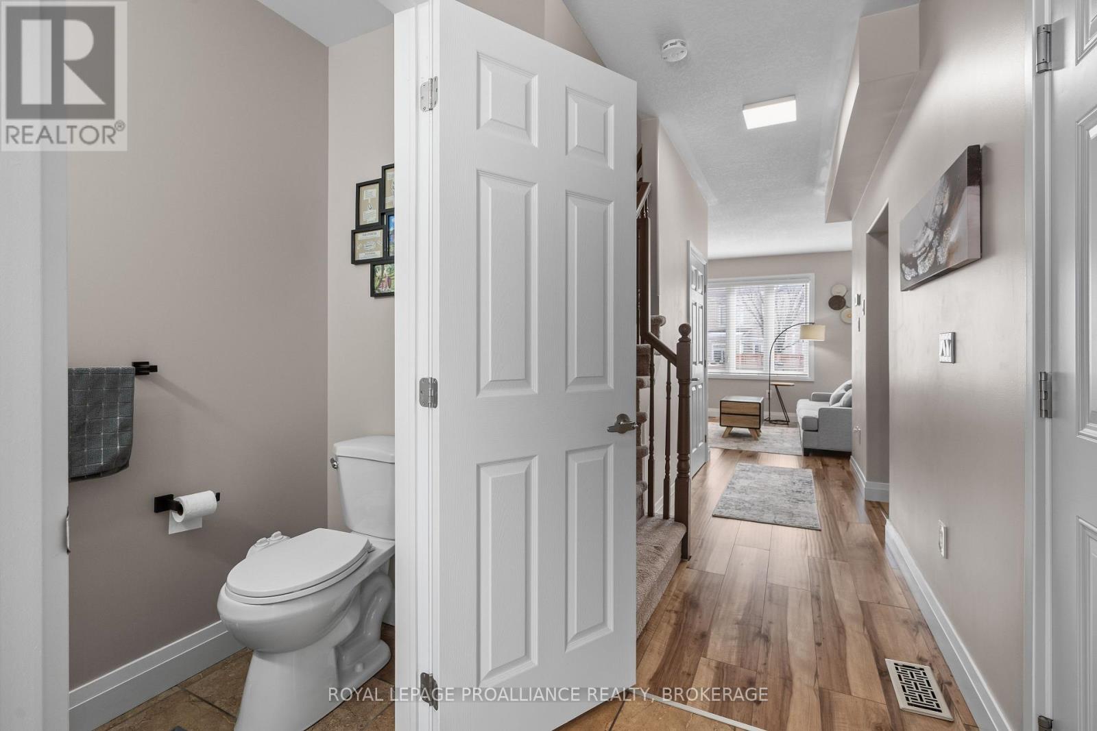 831 Newmarket Lane, Kingston, Ontario  K7K 0C8 - Photo 4 - X13064082