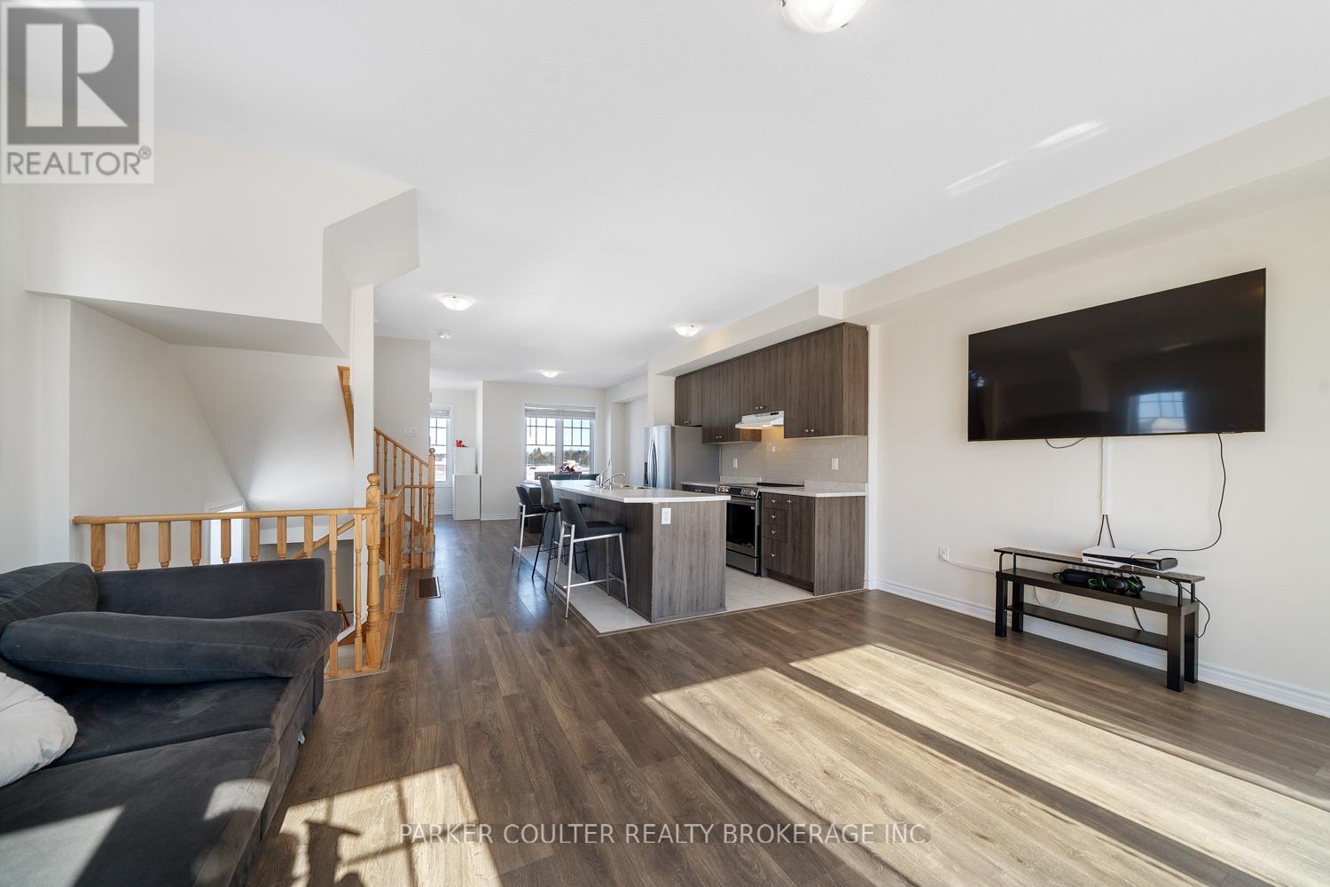 49 Surf Drive, Wasaga Beach, Ontario  L9Z 0J4 - Photo 10 - S13064058