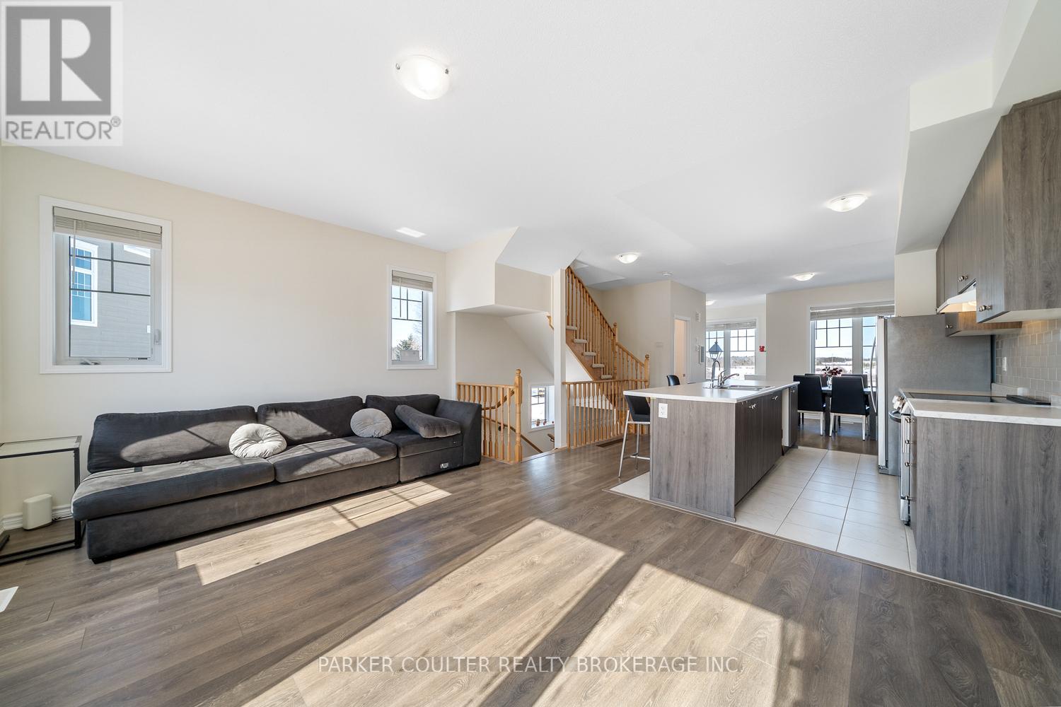 49 Surf Drive, Wasaga Beach, Ontario  L9Z 0J4 - Photo 11 - S13064058