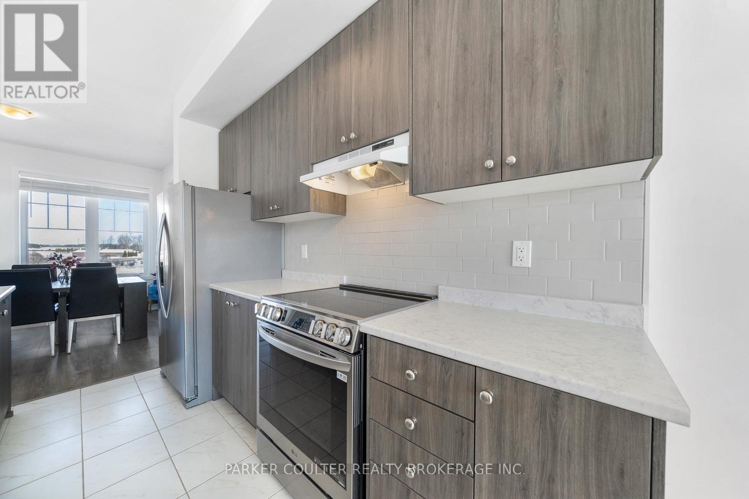 49 Surf Drive, Wasaga Beach, Ontario  L9Z 0J4 - Photo 14 - S13064058
