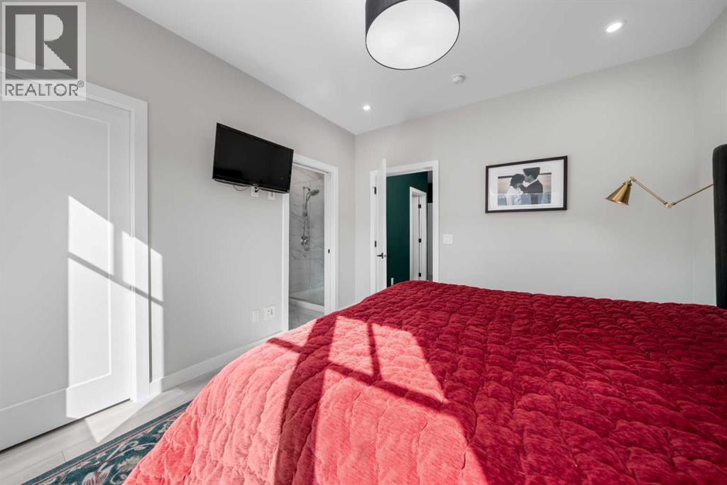 8161 8 Avenue, Calgary, Alberta  T3H 6H9 - Photo 21 - A2287574