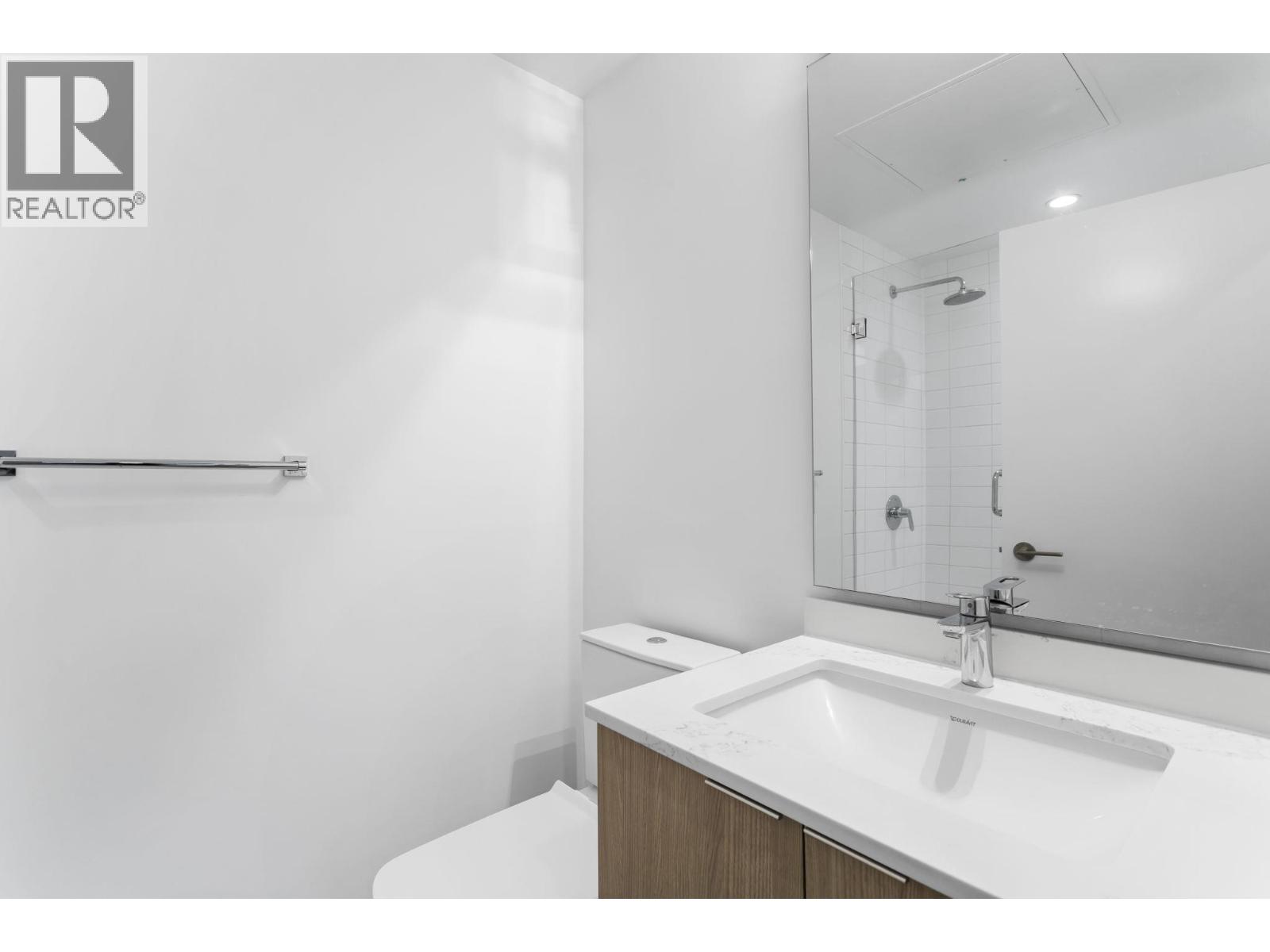 201 725 Marine Drive, North Vancouver, British Columbia  V7M 0G2 - Photo 17 - R3117225