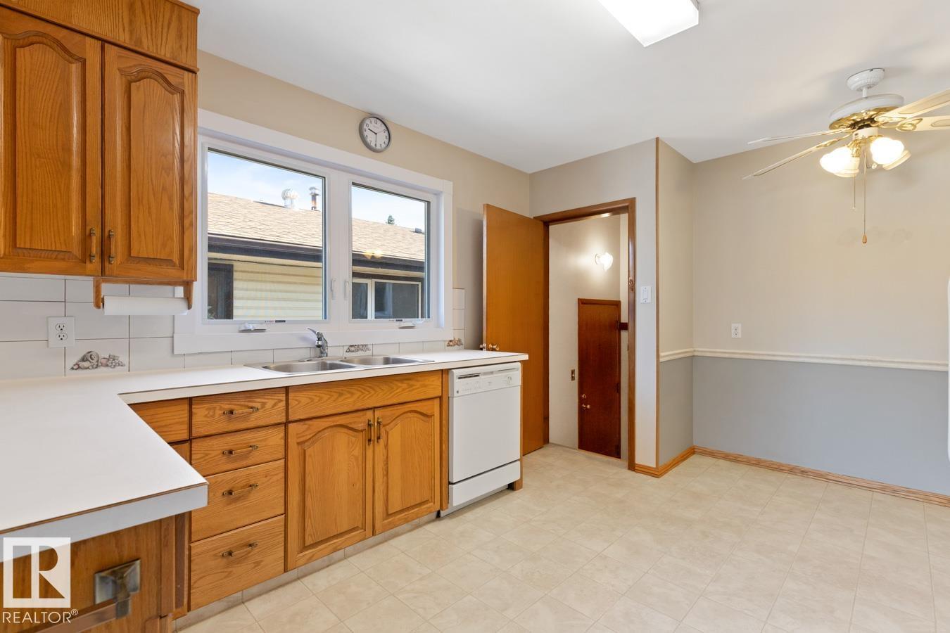 10307 73 St Nw, Edmonton, Alberta  T6A 2X3 - Photo 13 - E4484918