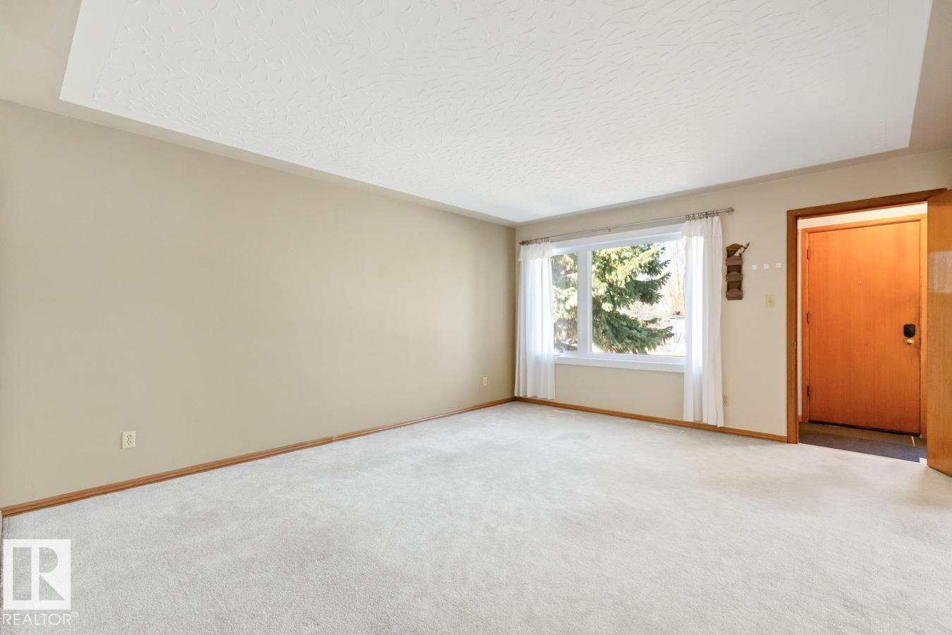 10307 73 St Nw, Edmonton, Alberta  T6A 2X3 - Photo 6 - E4484918