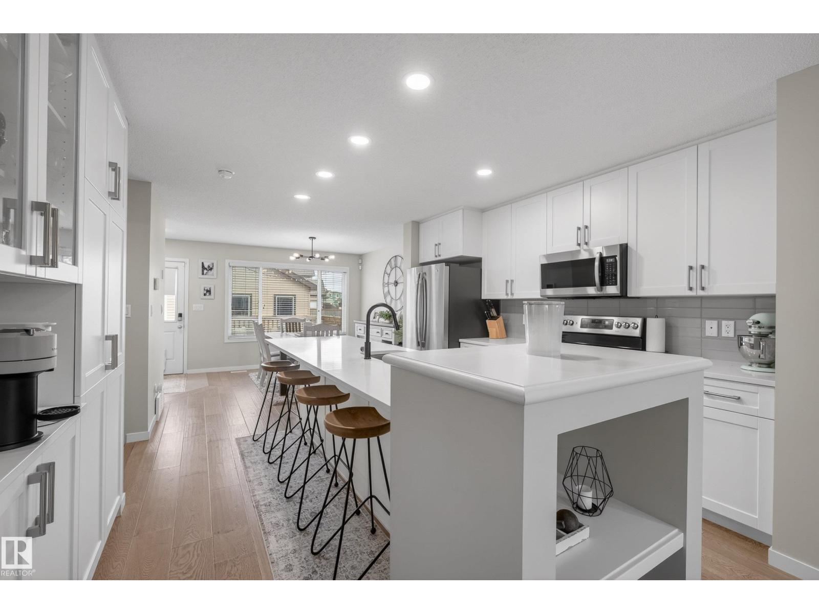 2513 Price Wy Sw, Edmonton, Alberta  T6W 3W1 - Photo 2 - E4484919