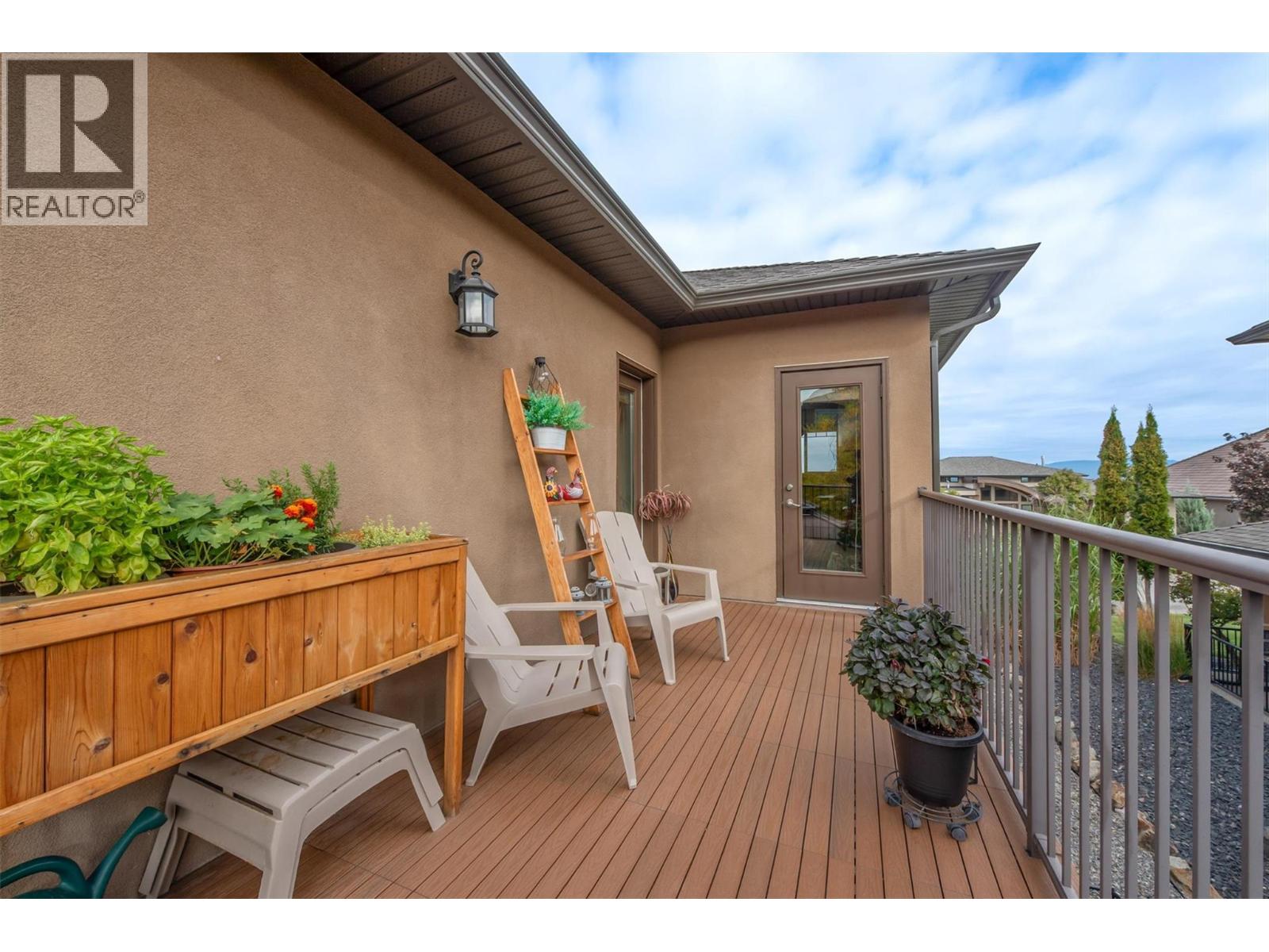 737 Kuipers Crescent, Kelowna, British Columbia  V1W 5H4 - Photo 31 - 10379795