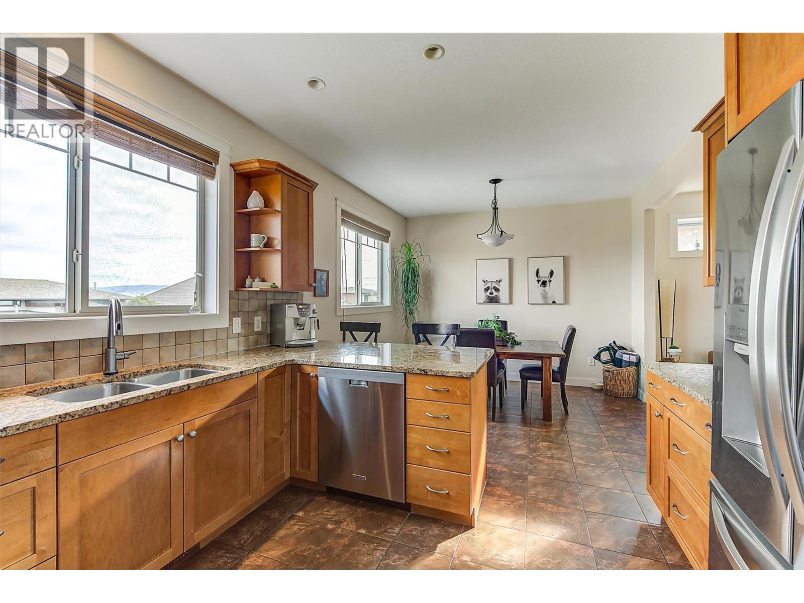 737 Kuipers Crescent, Kelowna, British Columbia  V1W 5H4 - Photo 27 - 10379795