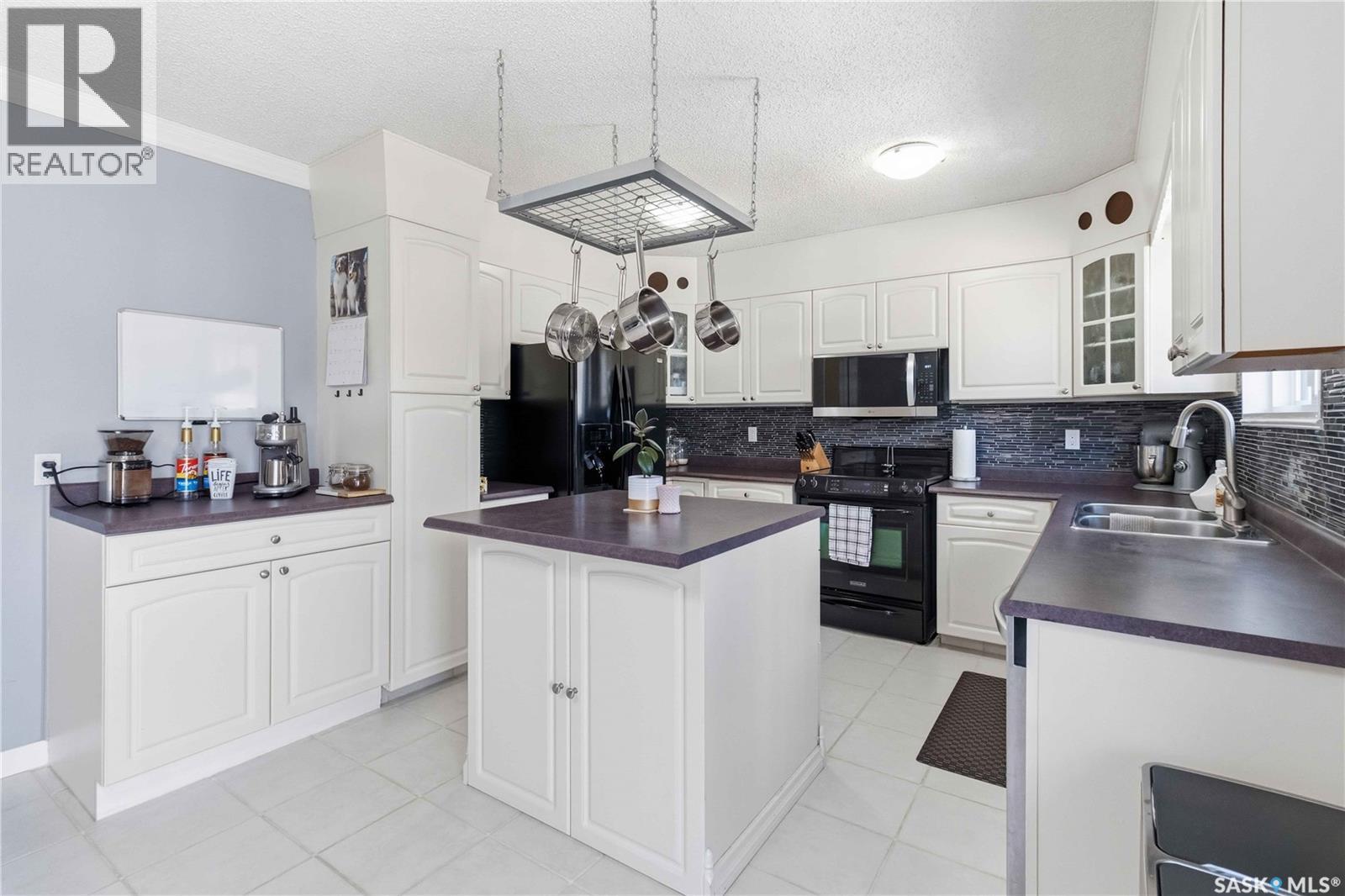 363 Candle Crescent, Saskatoon, Saskatchewan  S7K 5A5 - Photo 12 - SK034454