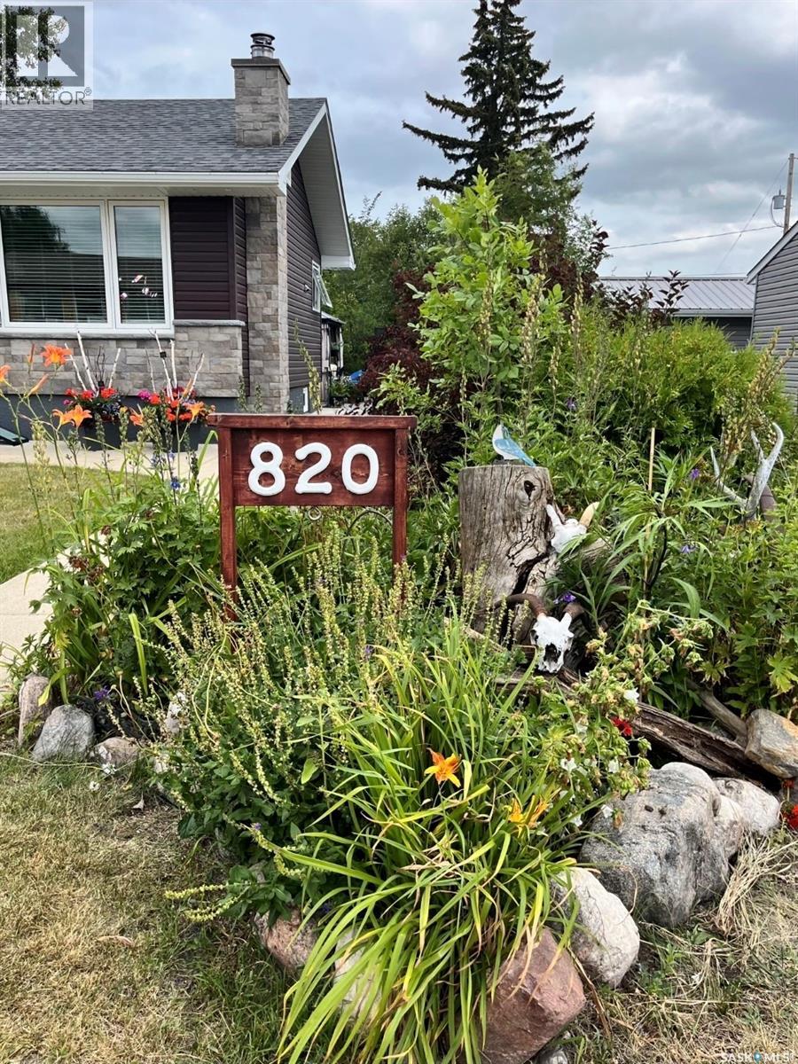 820 Scotia Street, Melville, Saskatchewan  S0A 2P0 - Photo 3 - SK034321