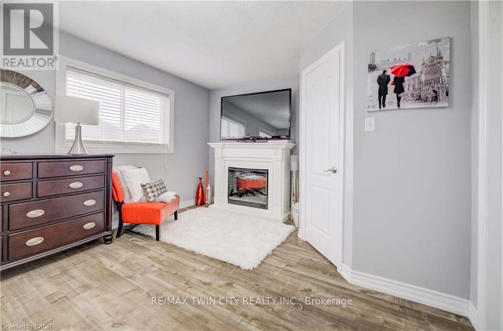 101 Essex Point Drive, Cambridge, Ontario  N1T 1W6 - Photo 20 - X13064018