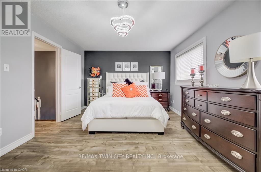 101 Essex Point Drive, Cambridge, Ontario  N1T 1W6 - Photo 21 - X13064018
