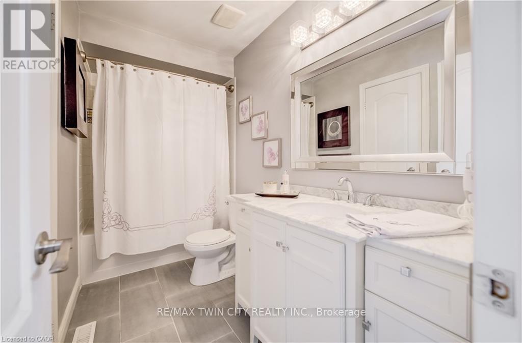 101 Essex Point Drive, Cambridge, Ontario  N1T 1W6 - Photo 23 - X13064018