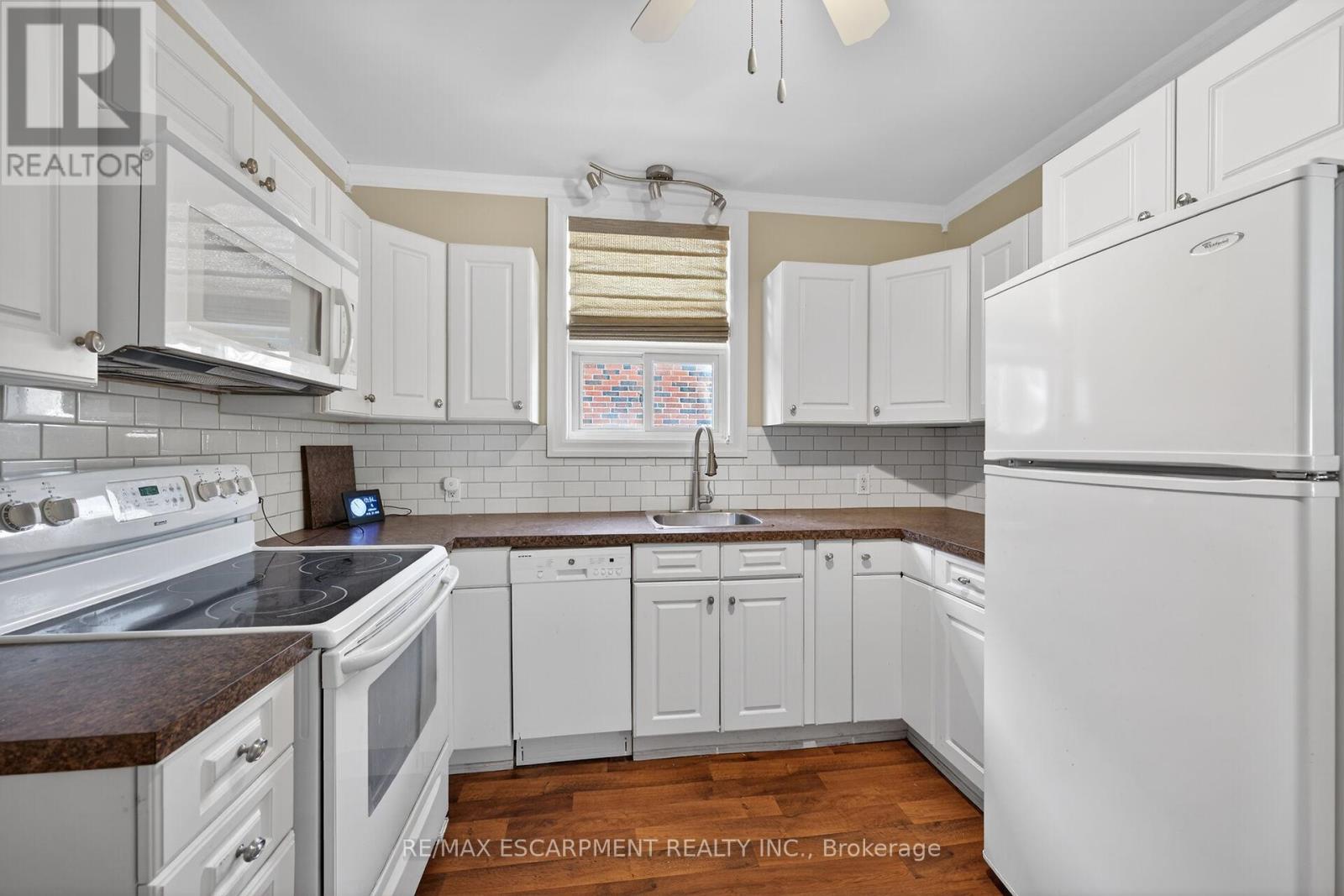50 East 12th Street, Hamilton, Ontario  L9A 3X1 - Photo 13 - X13064050