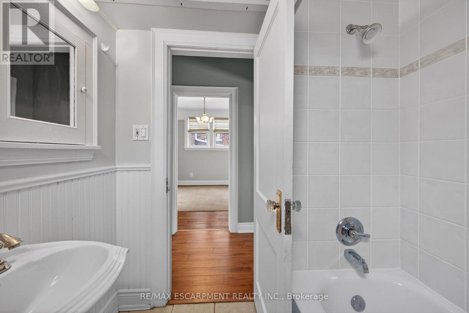 50 East 12th Street, Hamilton, Ontario  L9A 3X1 - Photo 22 - X13064050