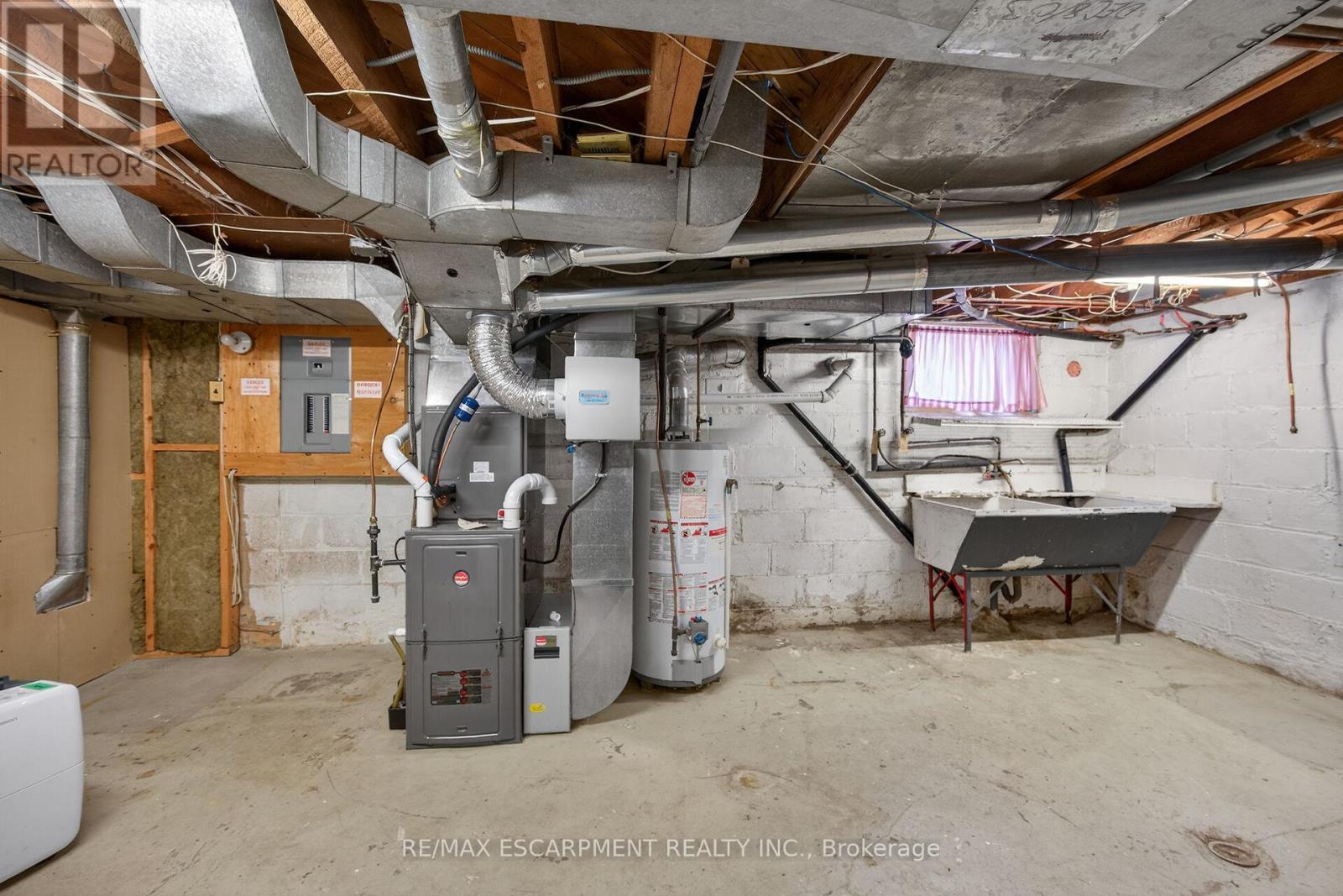 50 East 12th Street, Hamilton, Ontario  L9A 3X1 - Photo 34 - X13064050