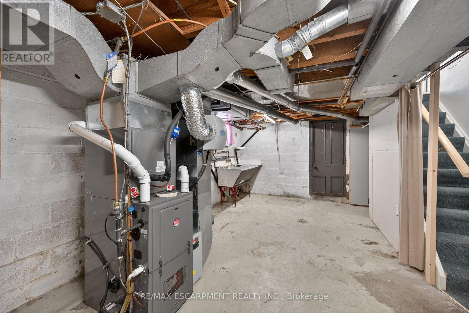 50 East 12th Street, Hamilton, Ontario  L9A 3X1 - Photo 35 - X13064050