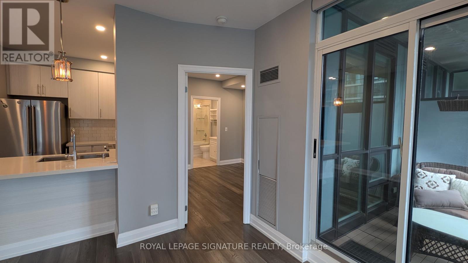 2401 - 16 Yonge Street, Toronto, Ontario  M5E 2A1 - Photo 14 - C13063126