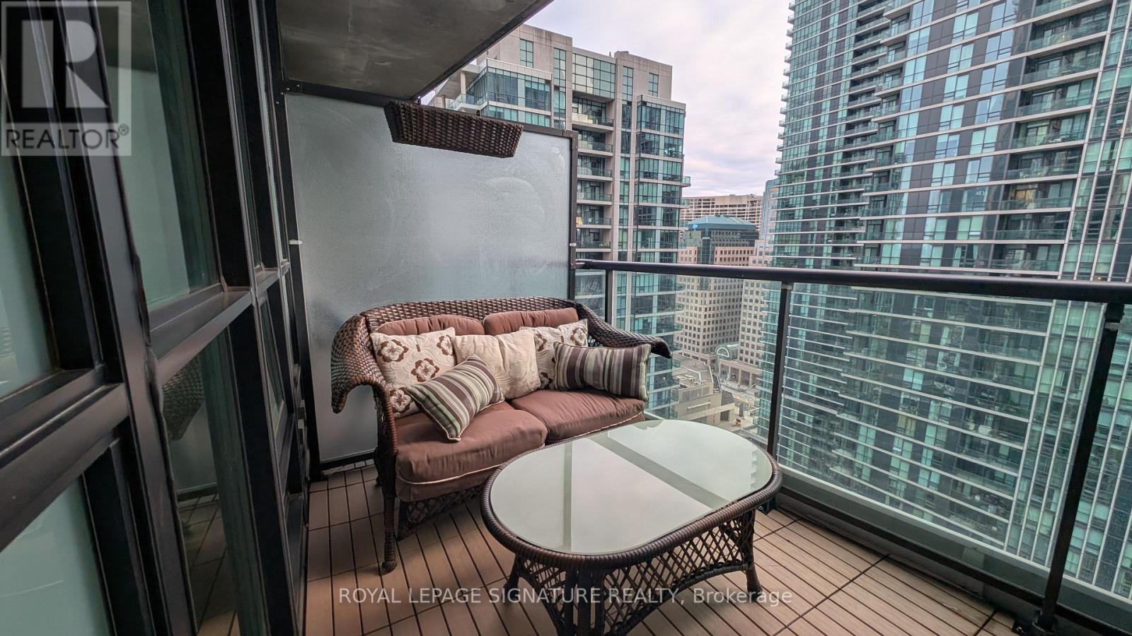 2401 - 16 Yonge Street, Toronto, Ontario  M5E 2A1 - Photo 19 - C13063126