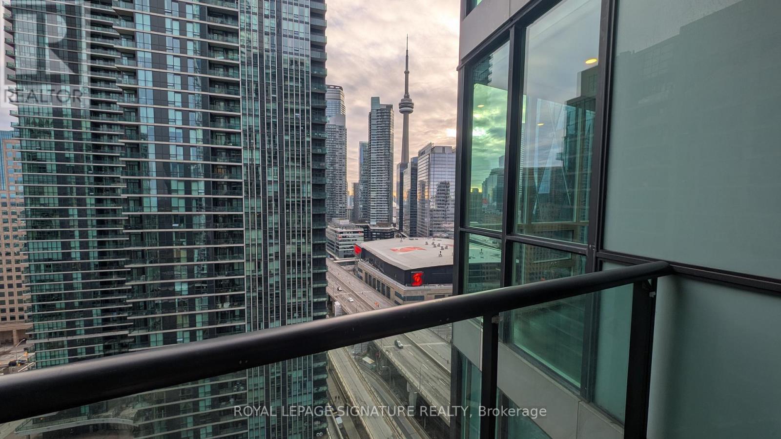 2401 - 16 Yonge Street, Toronto, Ontario  M5E 2A1 - Photo 21 - C13063126
