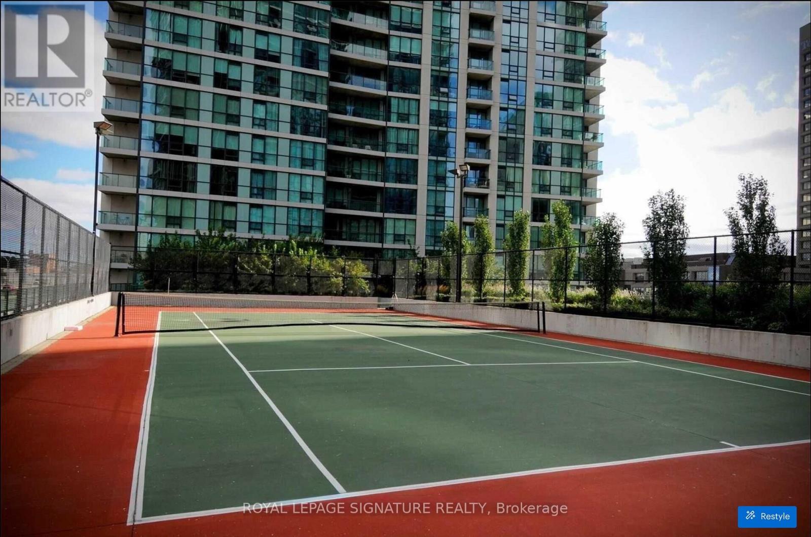 2401 - 16 Yonge Street, Toronto, Ontario  M5E 2A1 - Photo 26 - C13063126