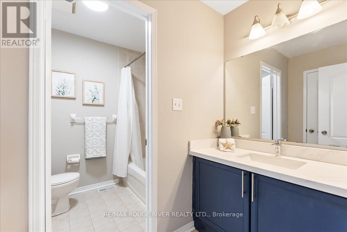 10 Plantation Court, Whitby, Ontario  L1P 1R2 - Photo 13 - E13062770