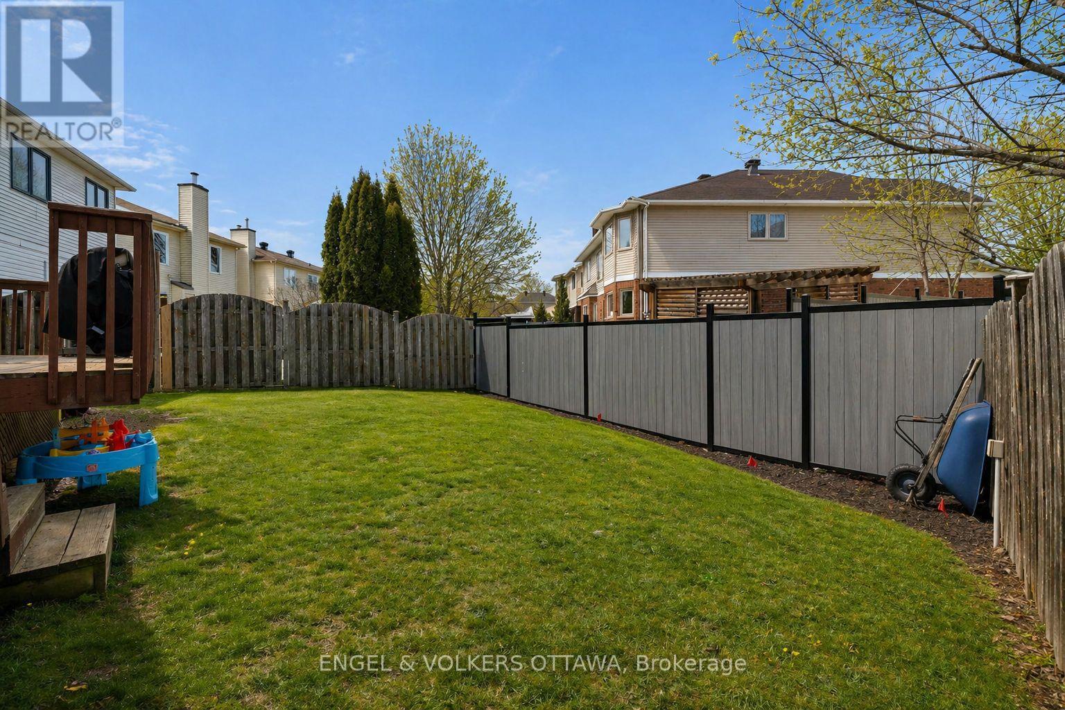 17 Hunterswood Crescent, Ottawa, Ontario  K1G 5V1 - Photo 37 - X13063360