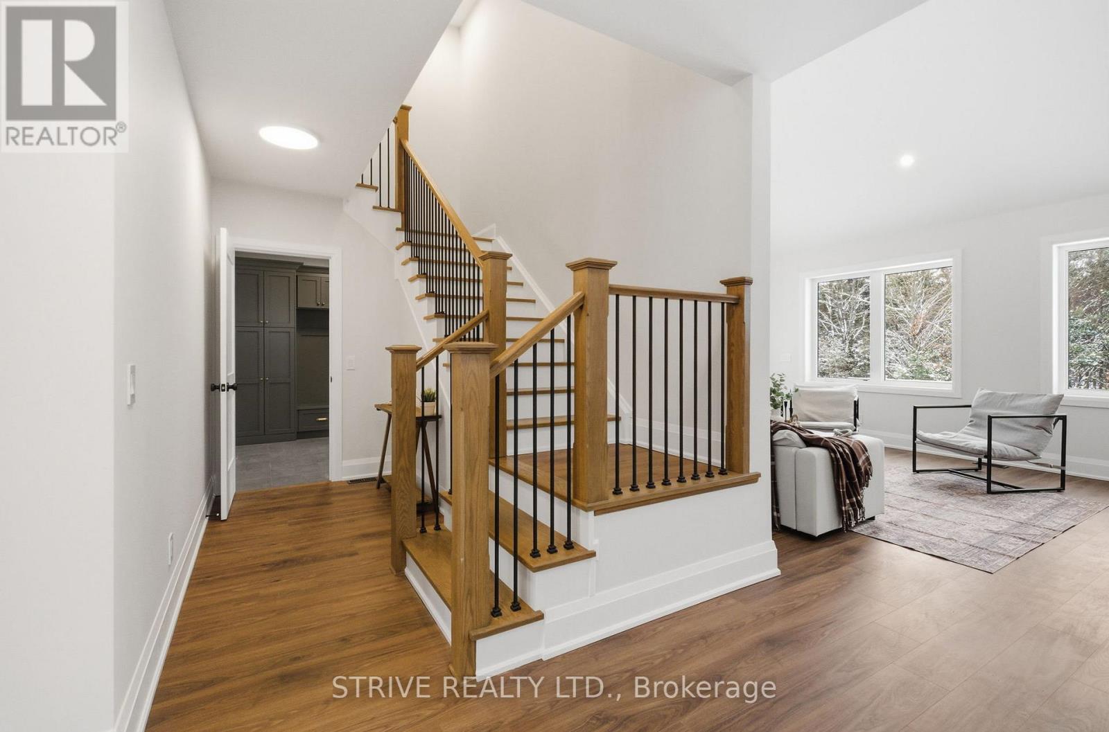 29 Northland Court, Oro-Medonte, Ontario  L9J 1C4 - Photo 7 - S13064294