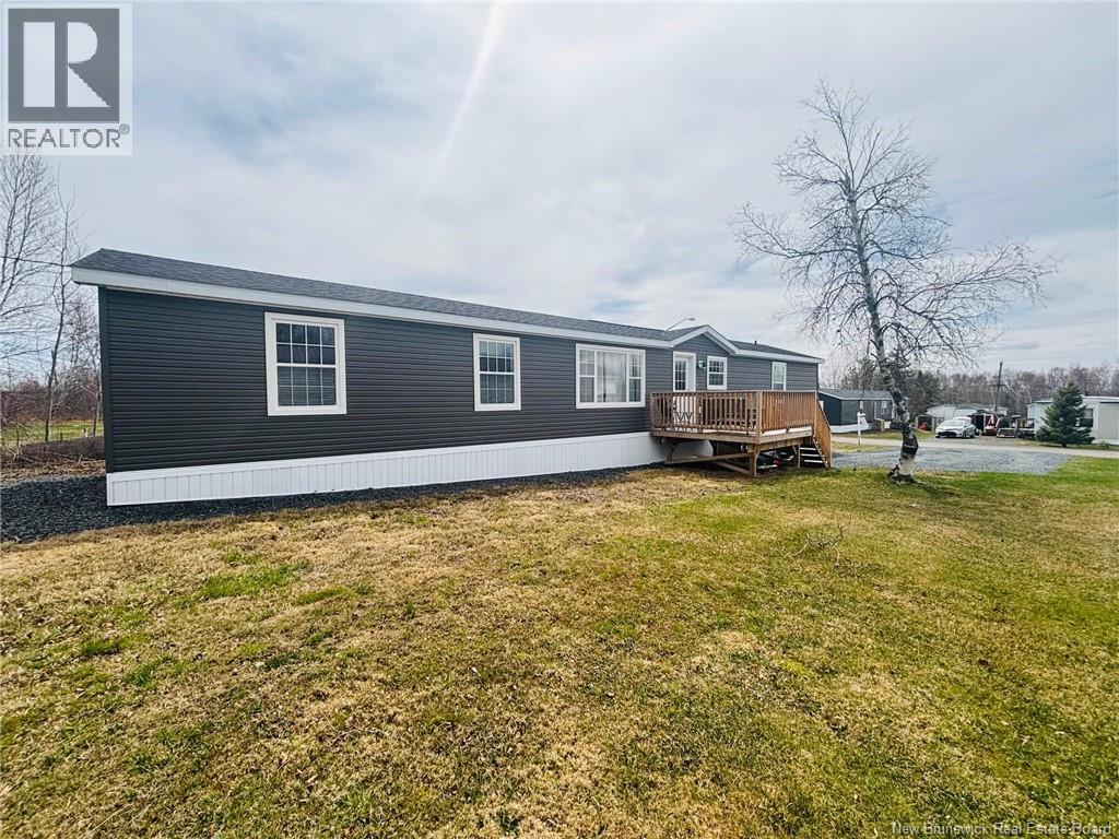 42 Elmdale Crescent, Fredericton, New Brunswick  E3B 6R1 - Photo 3 - NB136907