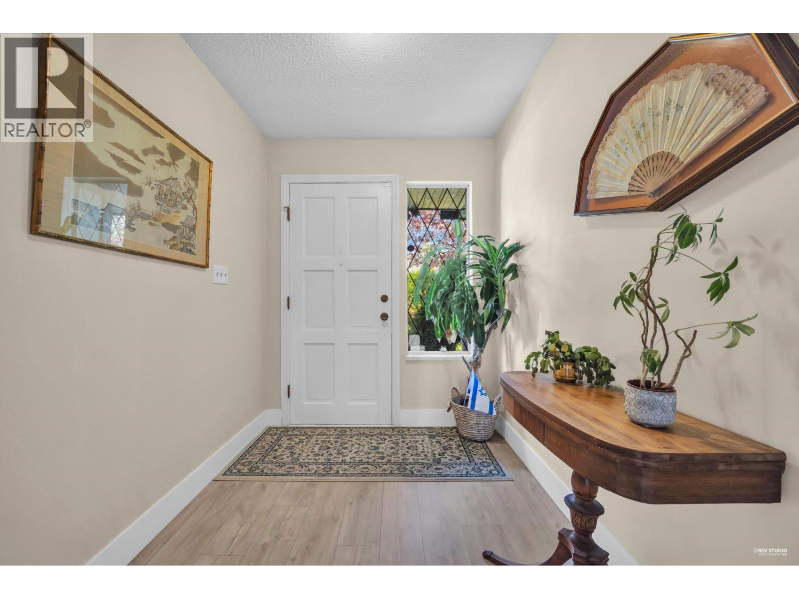 10460 Hollybank Drive, Richmond, British Columbia  V7E 4S5 - Photo 6 - R3114720