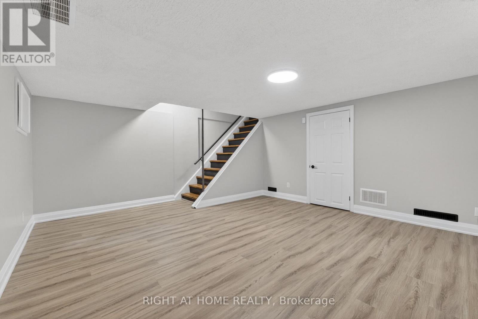 65 Woodman Drive S, Hamilton, Ontario  L8K 4E2 - Photo 30 - X13063028