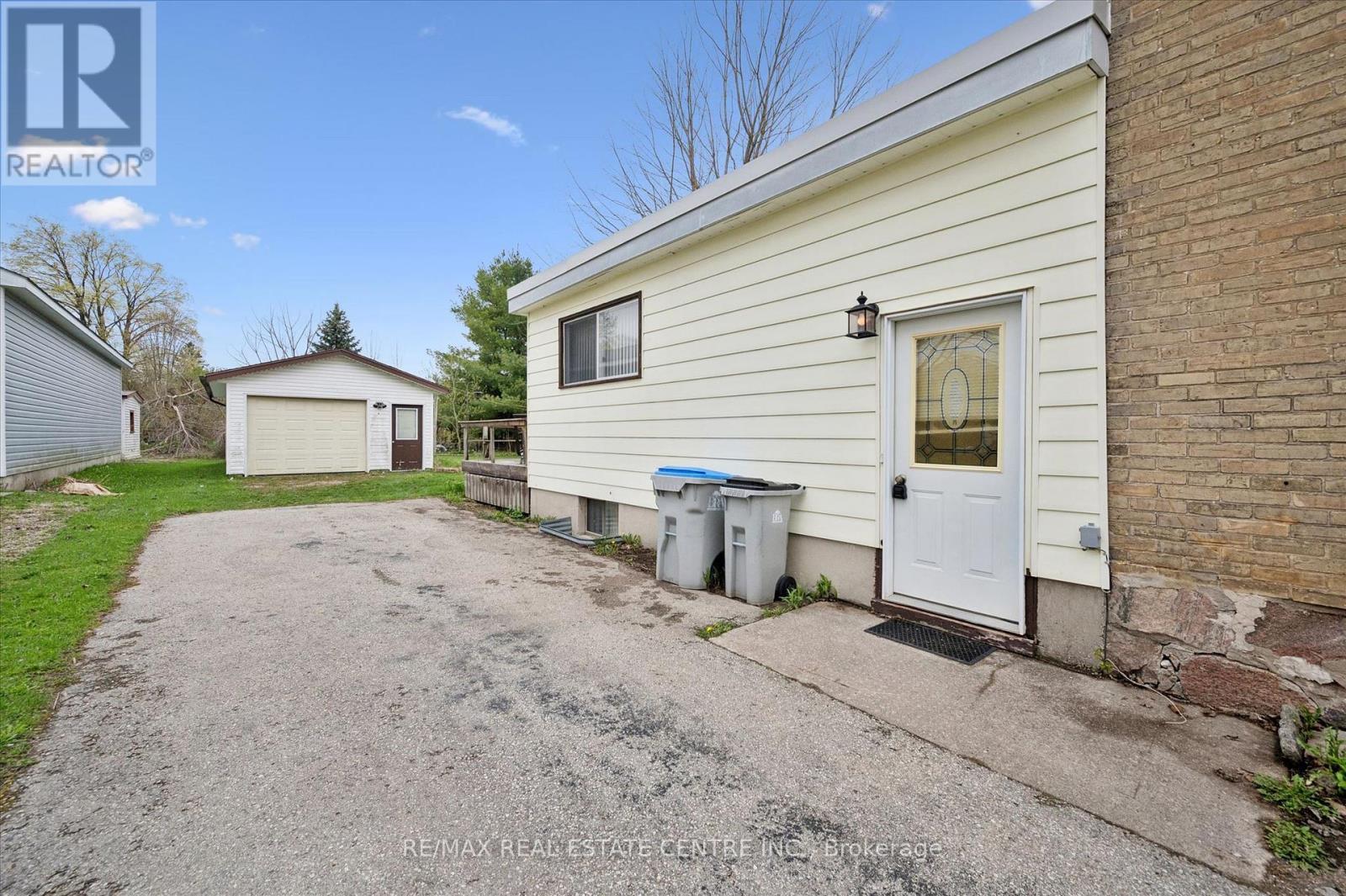 476-478 Campbell Street W, North Perth, Ontario  N4W 1J3 - Photo 32 - X13062940