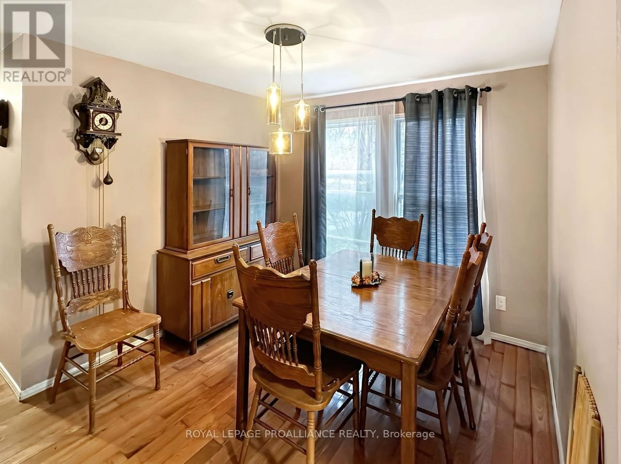 19656 Loyalist Parkway, Prince Edward County, Ontario  K0K 1T0 - Photo 11 - X13064244