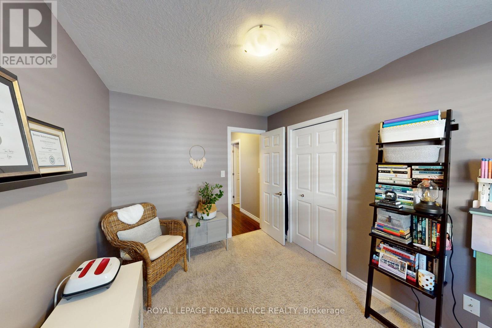 111 Hogan Crescent, Loyalist, Ontario  K7N 0A6 - Photo 20 - X13064308