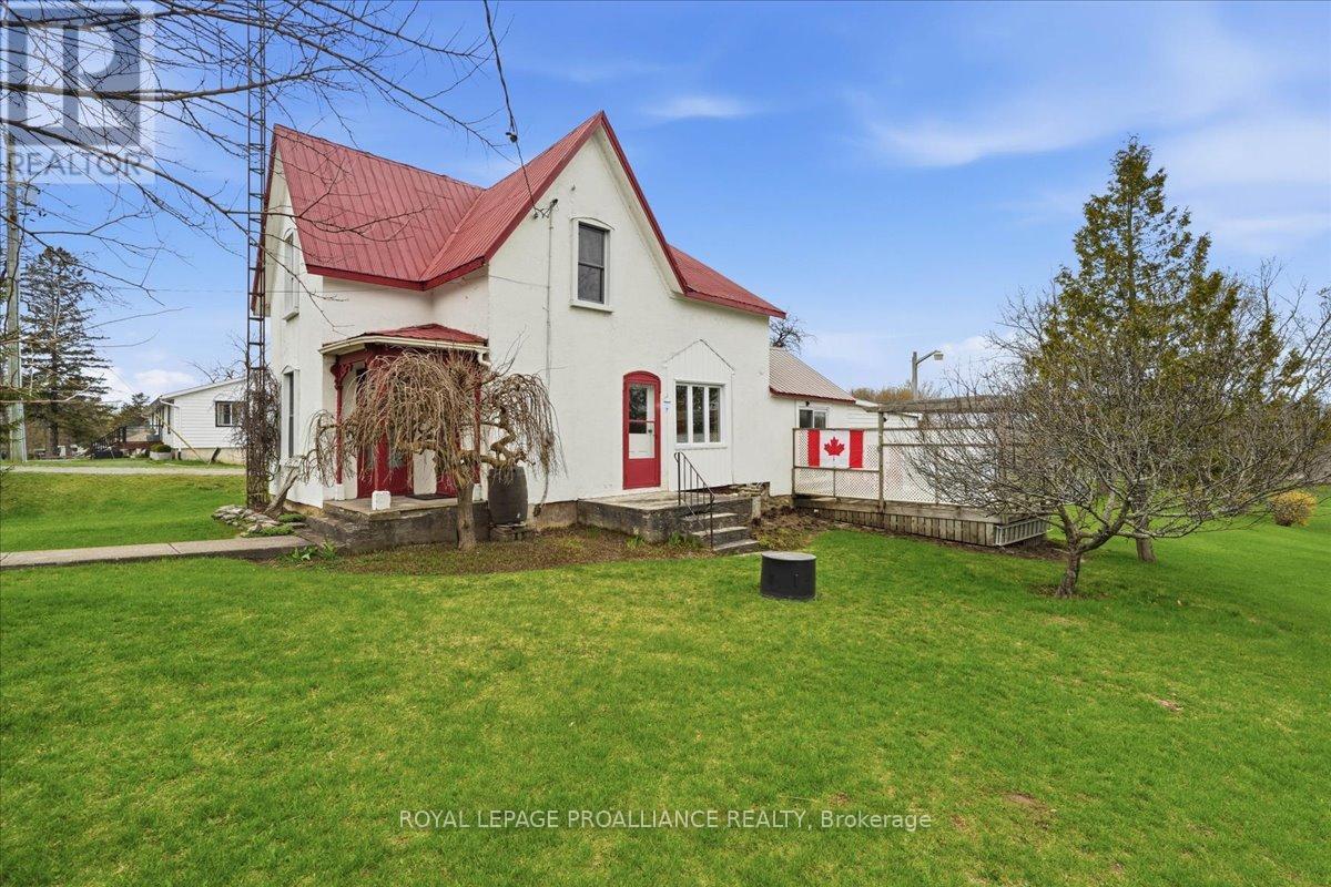 1724b County Road 10, Prince Edward County, Ontario  K0K 1P0 - Photo 1 - X13064330