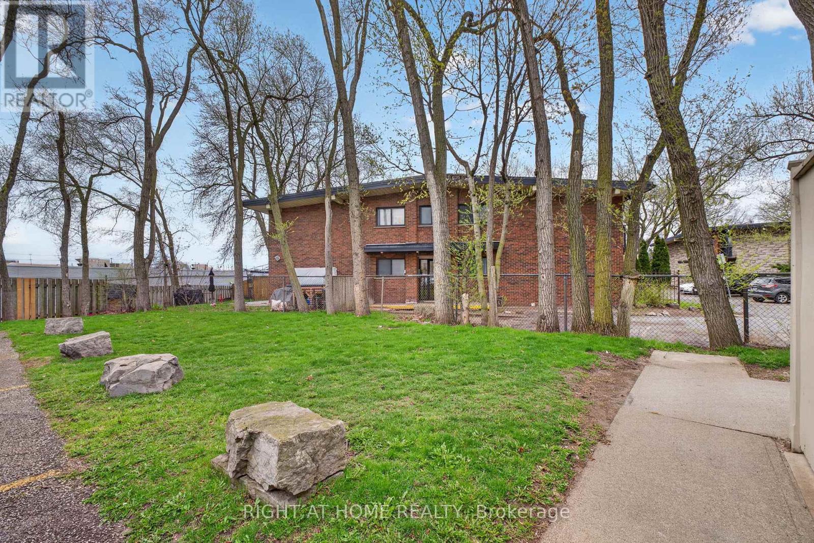 65 Woodman Drive S, Hamilton, Ontario  L8K 4E2 - Photo 42 - X13063028