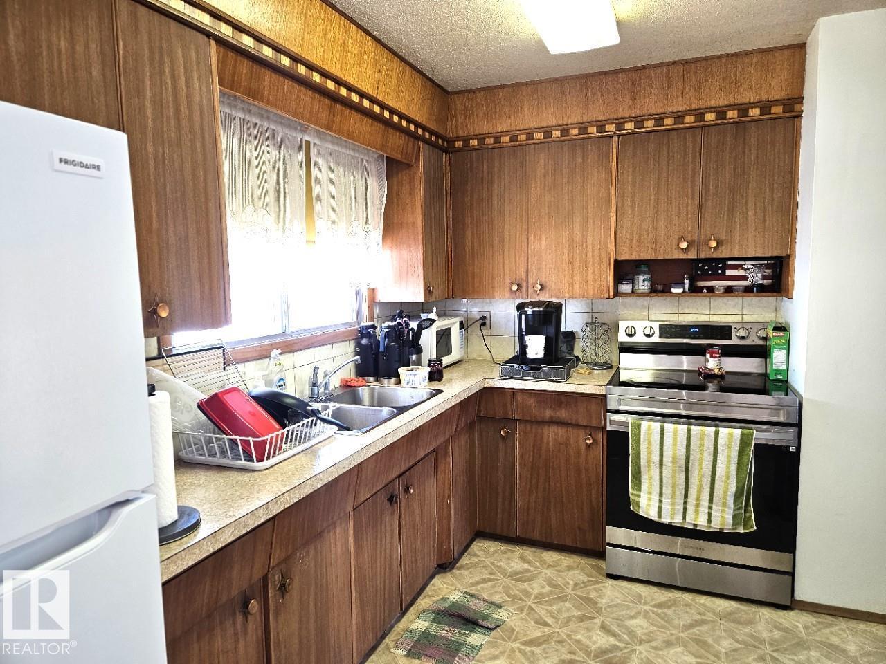 5024 50 St, Andrew, Alberta  T0B 0B0 - Photo 6 - E4484809