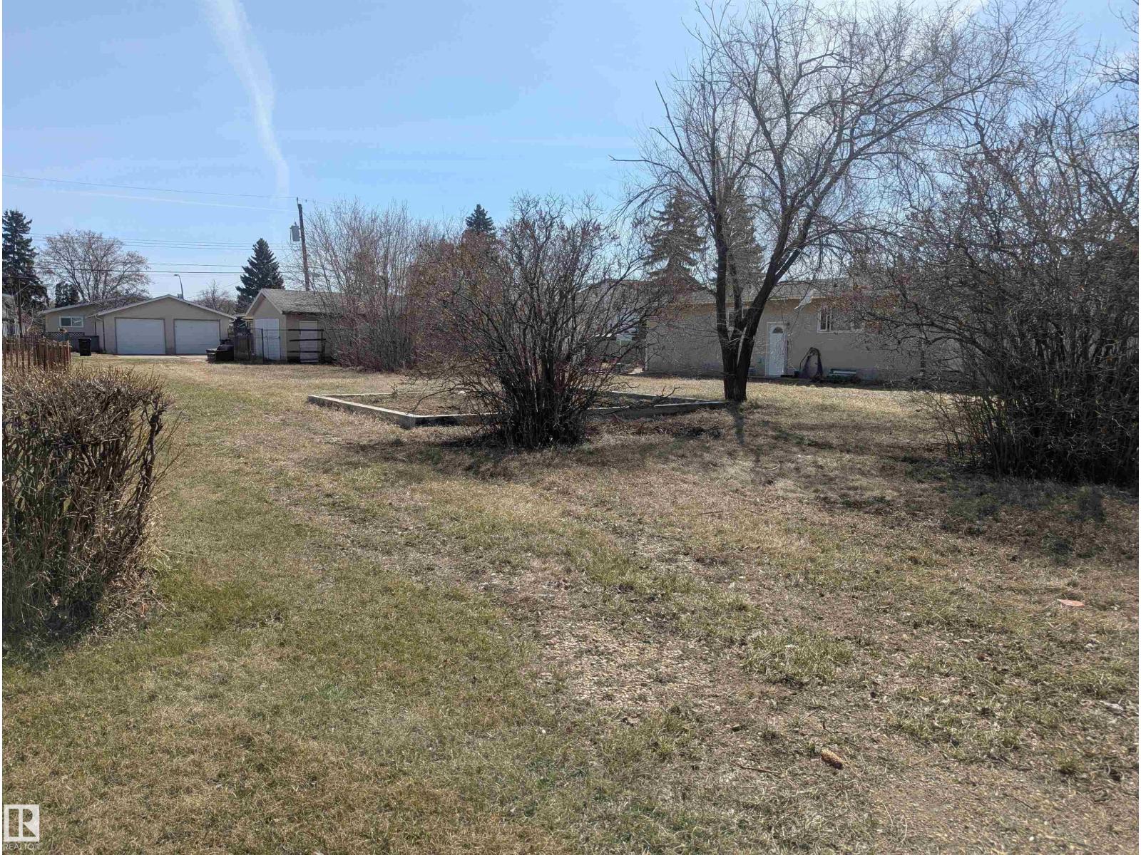 10531 152 ST NW, edmonton, Alberta