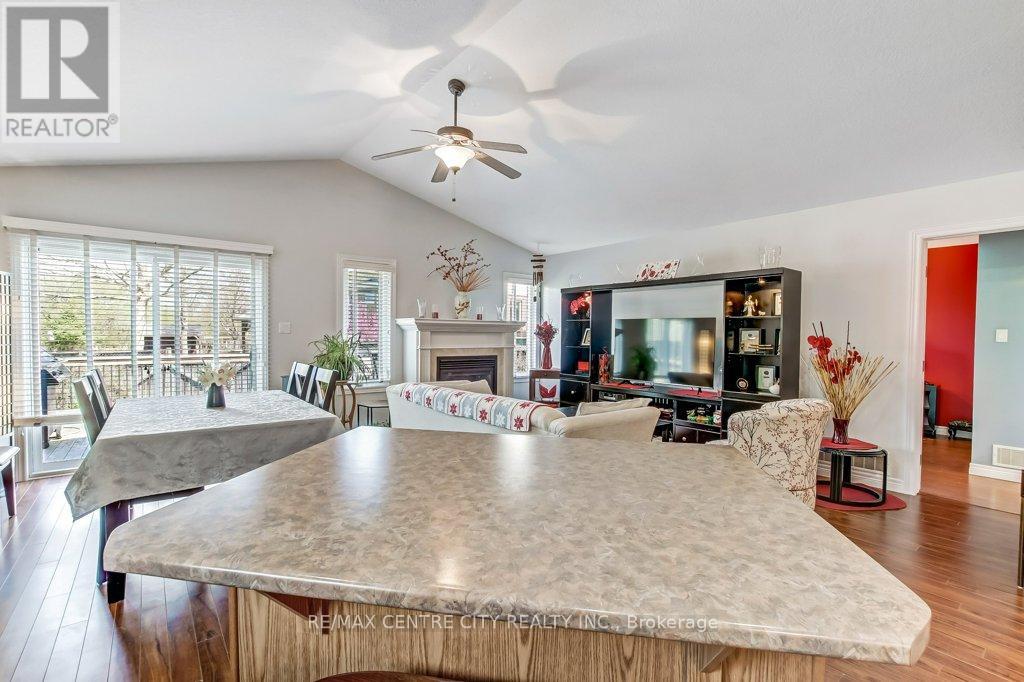 14 - 16 Havenridge Court, St. Thomas, Ontario  N5P 4P6 - Photo 11 - X13064138