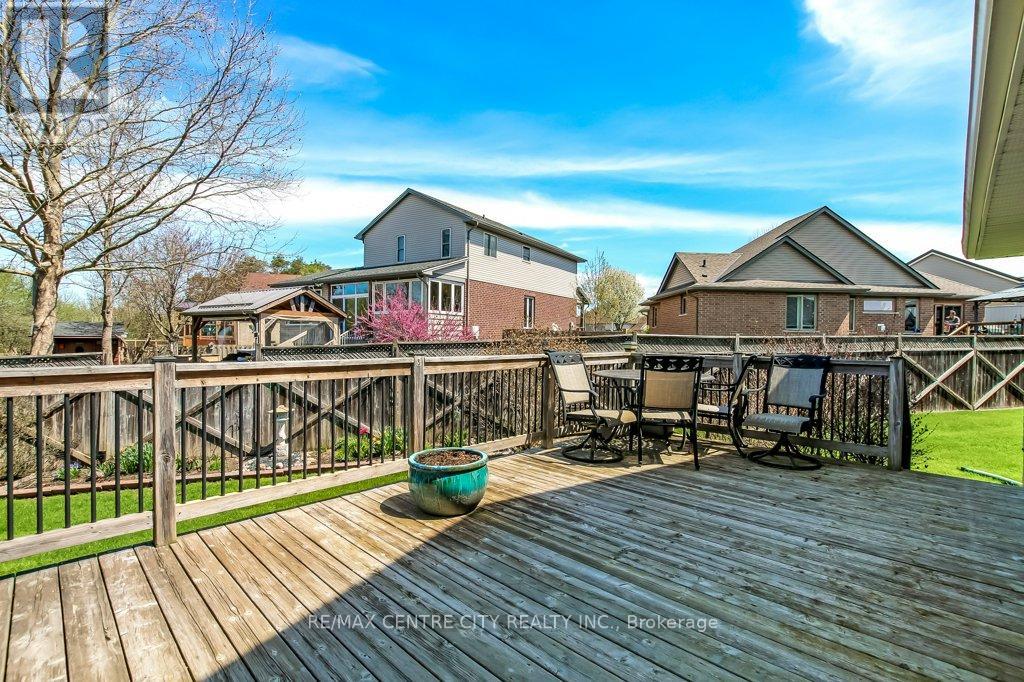 14 - 16 Havenridge Court, St. Thomas, Ontario  N5P 4P6 - Photo 19 - X13064138