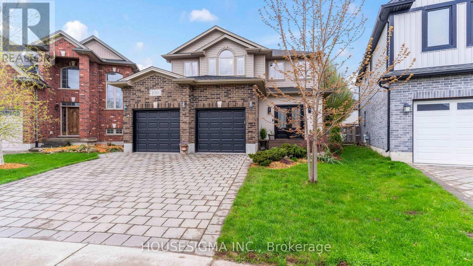 2001 Jubilee Drive, London North, Ontario  N6G 0H7 - Photo 2 - X13064278