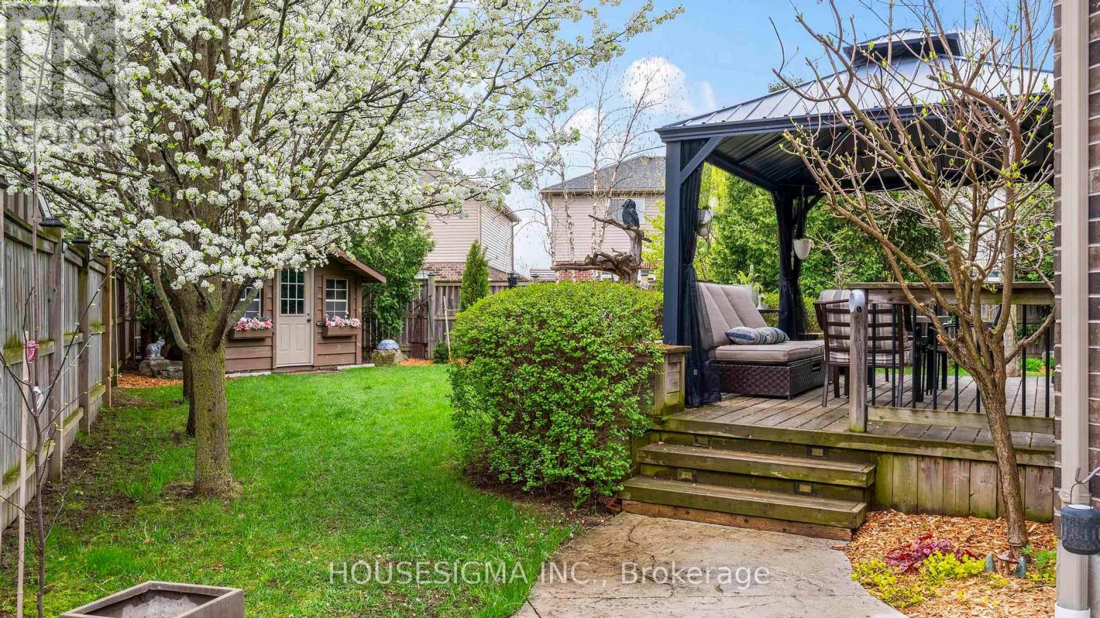 2001 Jubilee Drive, London North, Ontario  N6G 0H7 - Photo 42 - X13064278