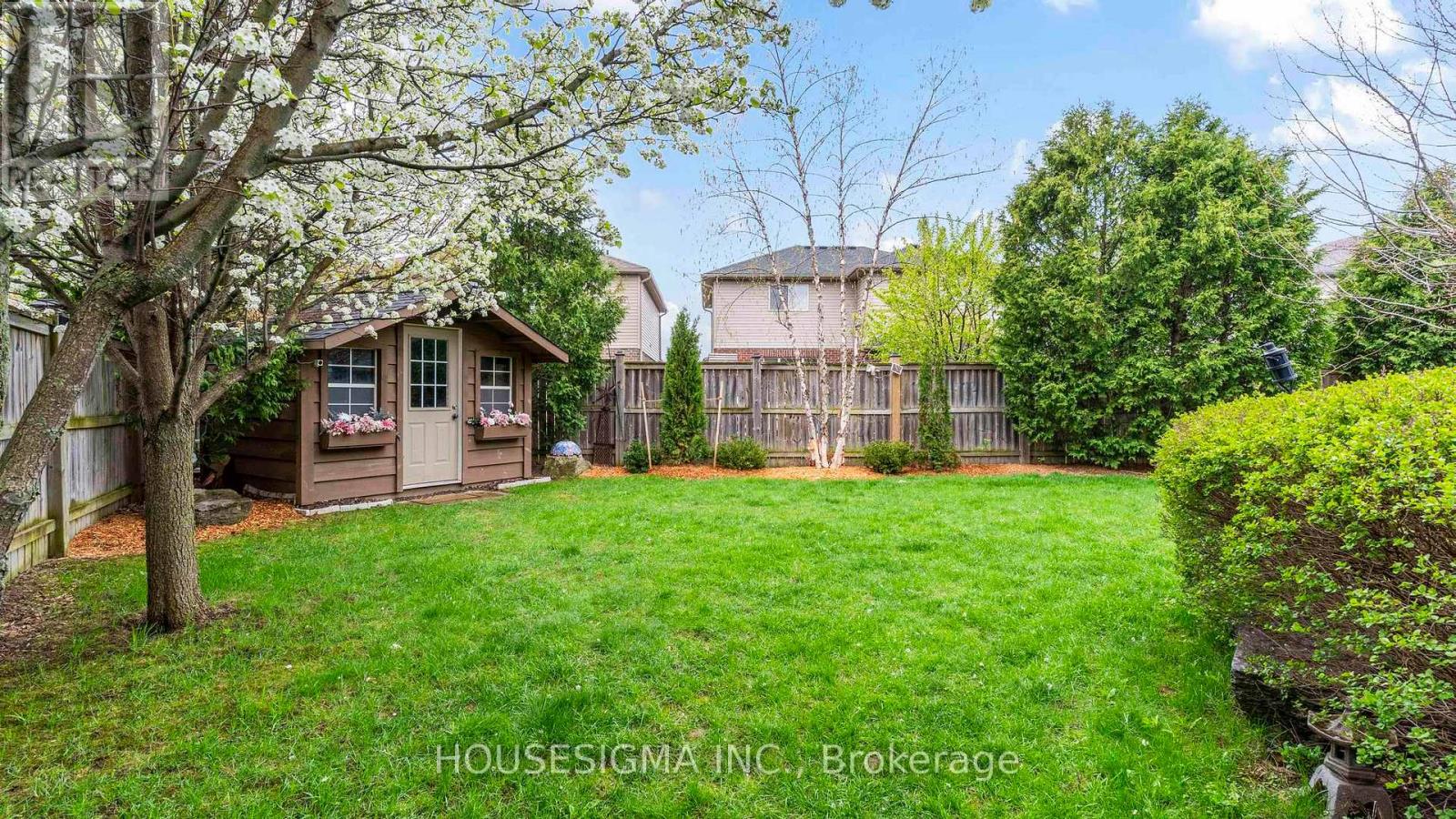 2001 Jubilee Drive, London North, Ontario  N6G 0H7 - Photo 44 - X13064278