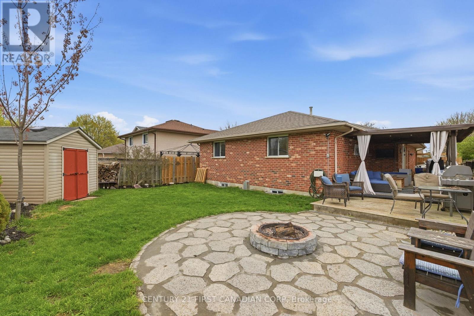 9 Bonaparte Lane, London East, Ontario  N5V 4B1 - Photo 38 - X13064358