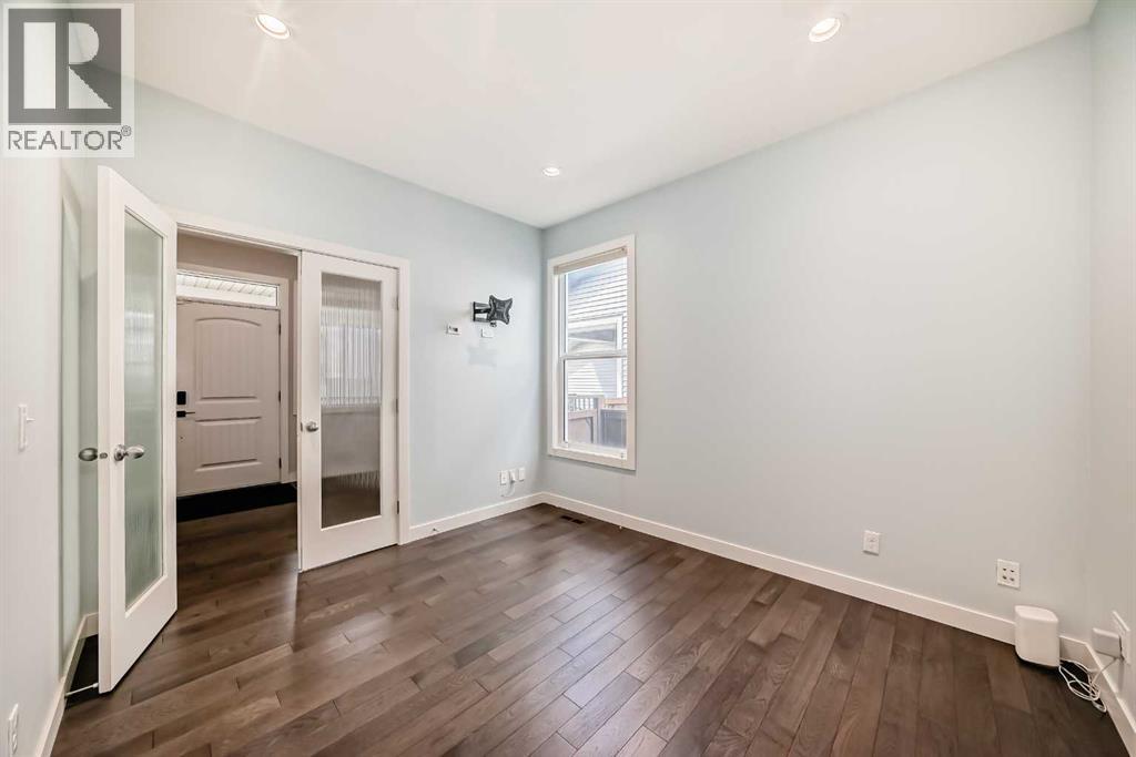 105 Sandpiper Point, Chestermere, Alberta  T1X 0V5 - Photo 12 - A2306659