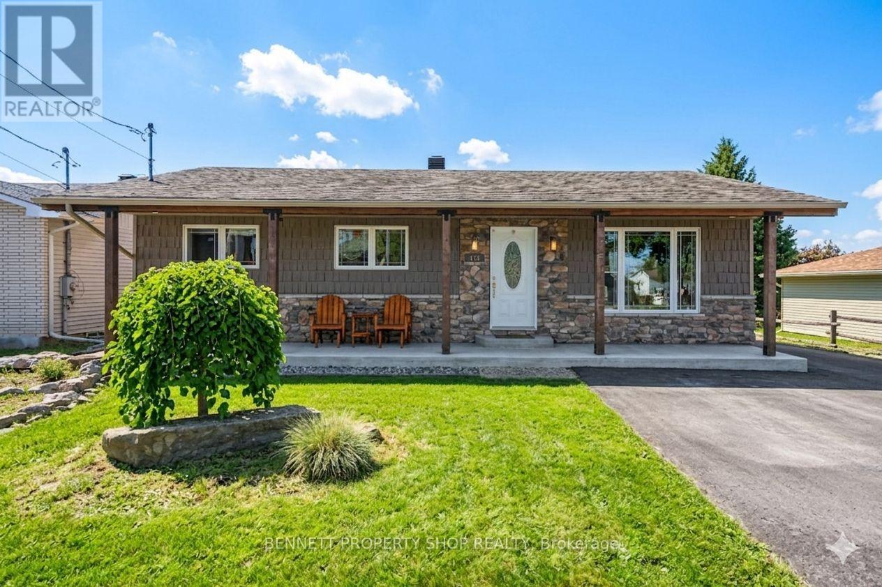 493 LAURIER STREET, Clarence-Rockland, Ontario