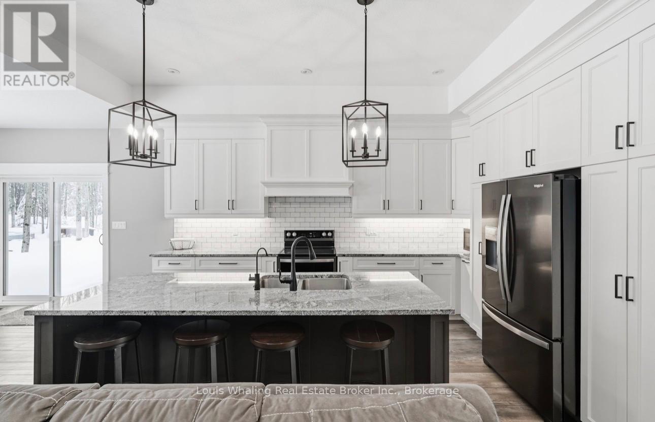 161 Boyd Lake Road, West Grey, Ontario  N0G 1S0 - Photo 12 - X12825816